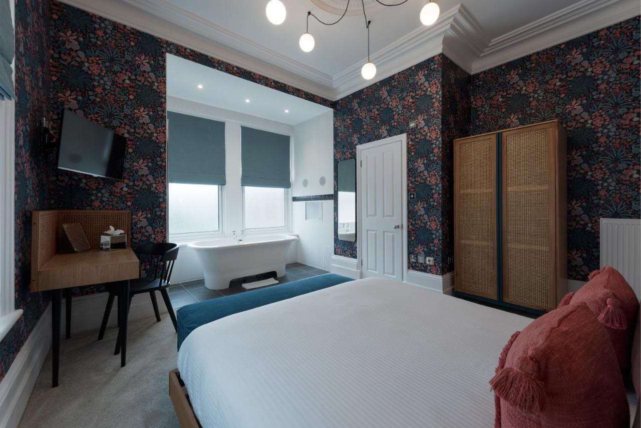 The Clarence Boutique Rooms พอร์ตสมัธ ภายนอก รูปภาพ